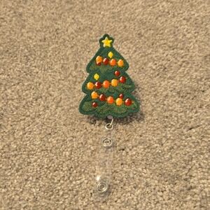 Christmas Tree Badge Reel